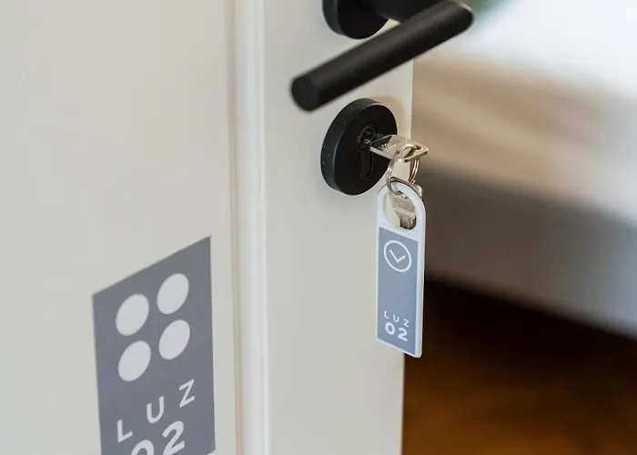 Luz 02 3* ボローニャ