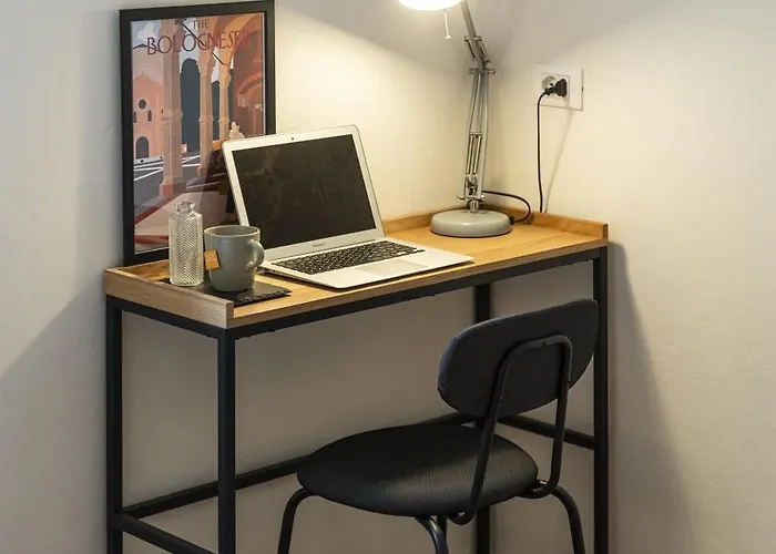 Luz 02 Oda ve Kahvaltı Bolonya